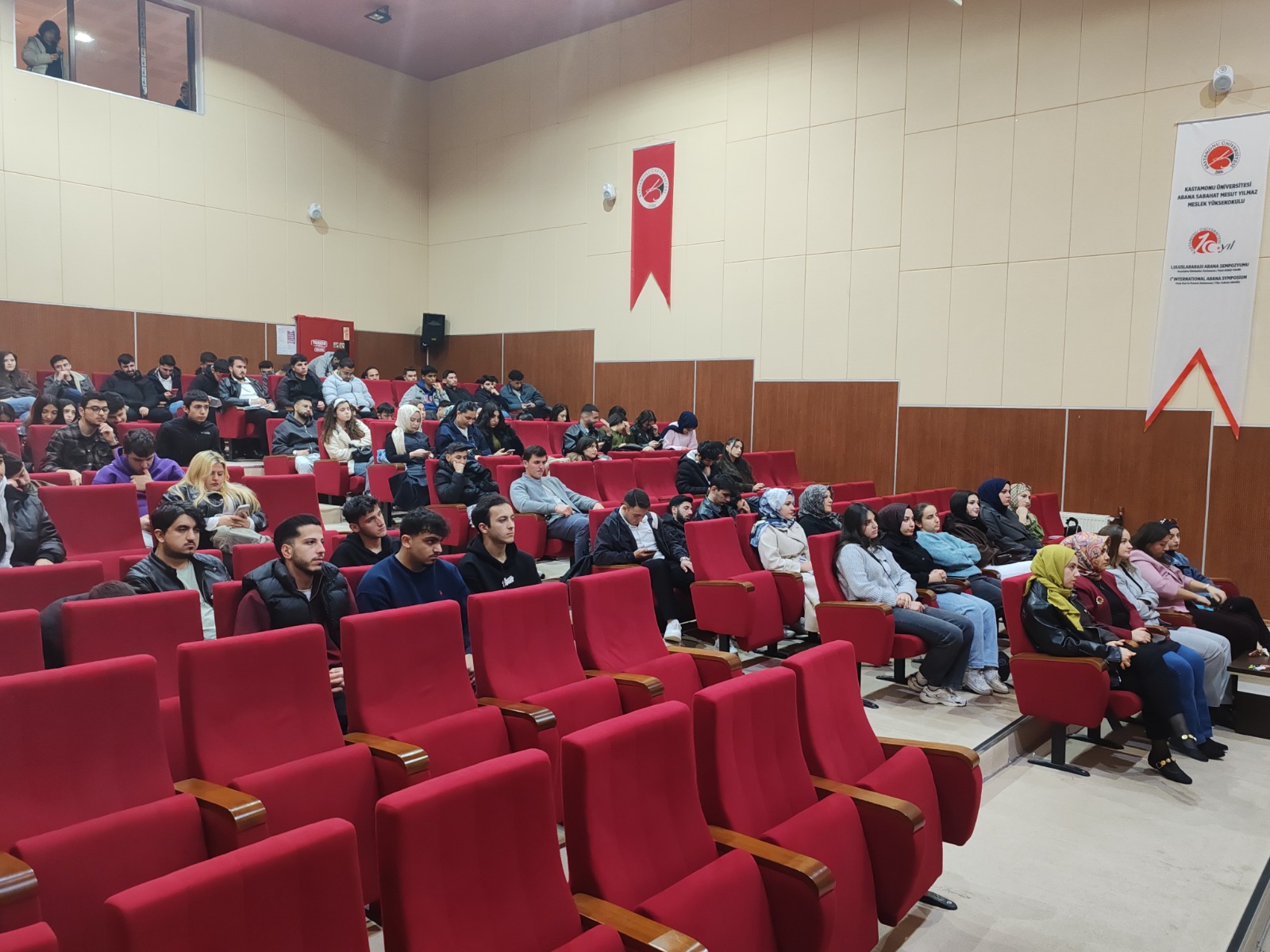 Yüksekokulumuzda 2. Sınıf Öğrencilerine Yönelik 
