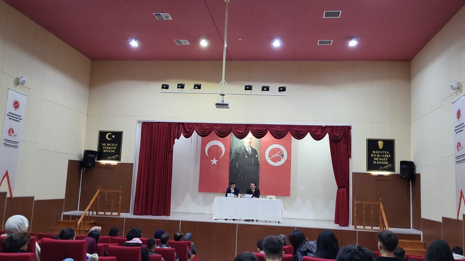 Abana Kaymakamımız Sn.Tolga USTAOĞLU ile kariyer söyleşisi gerçekleştirildi.