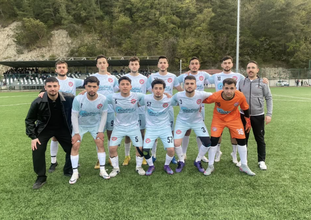 Meslek Yüksekolumuz Futbol takımımızın ilk maçı gerçekleşti.